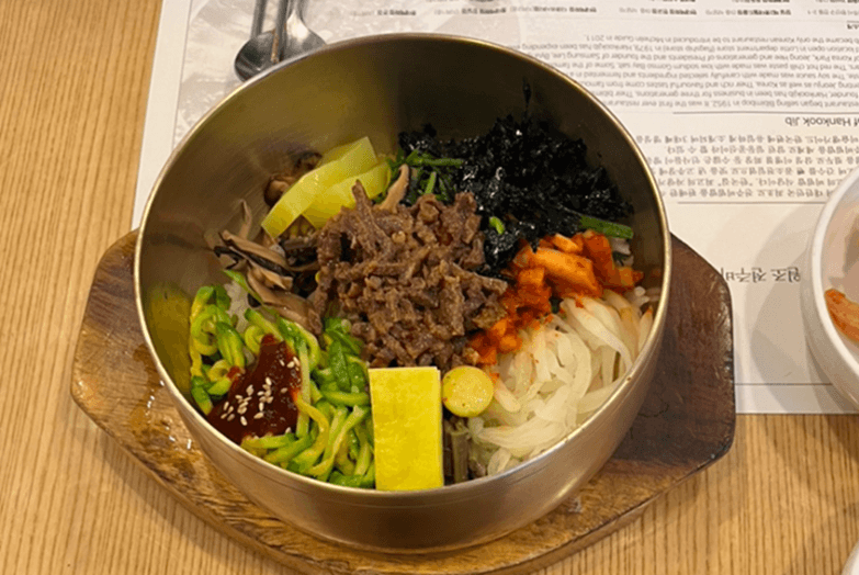 전주 비빔밥의 성지 한국집